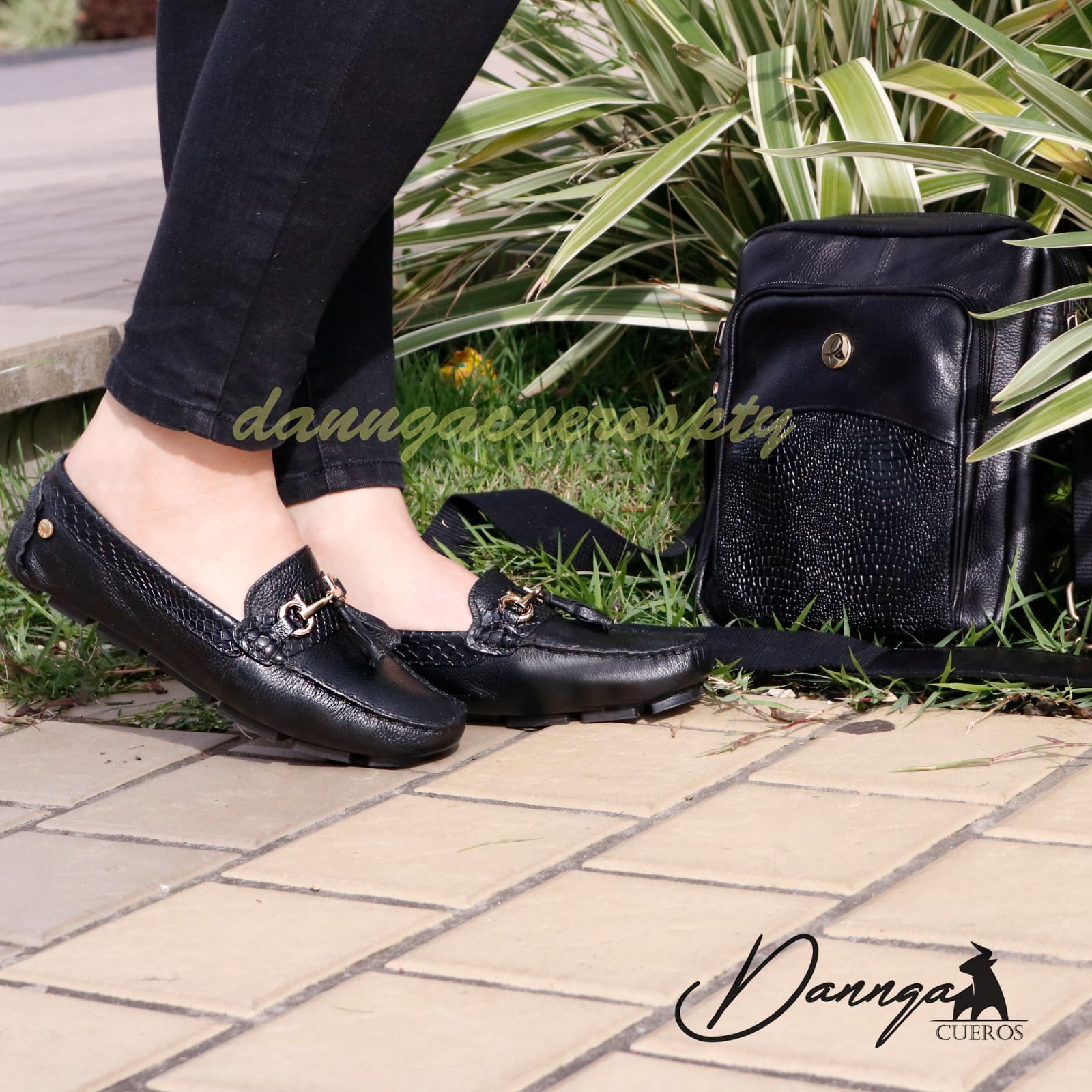 Mocasin Negro  400243E